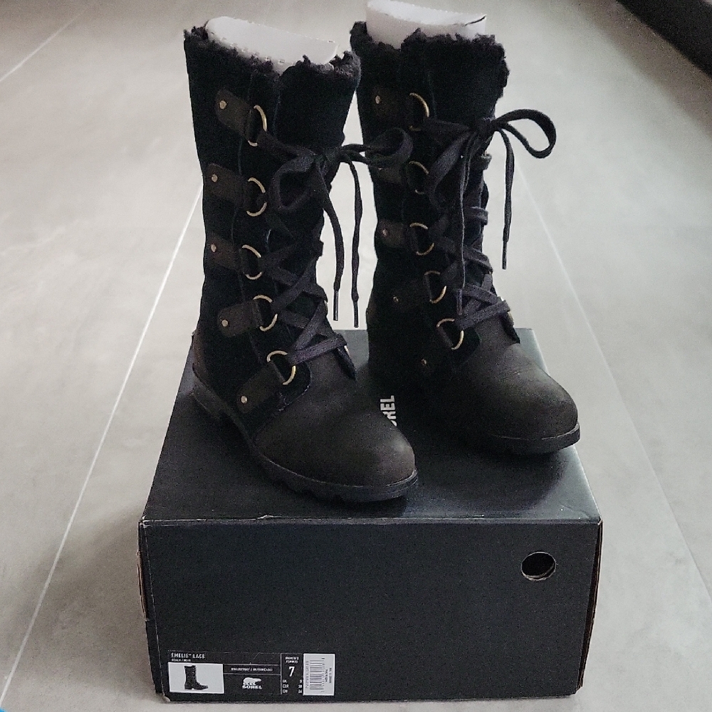 Sorel Emelie Black Lace-Up Suede  Women's Boots